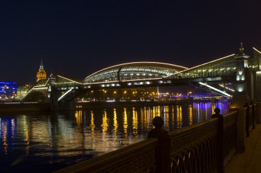 Moskova Nehri gece. Moscow, Rusya Federasyonu