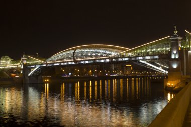 Gece, Moskova Bogdan Khmelnitsky Köprüsü