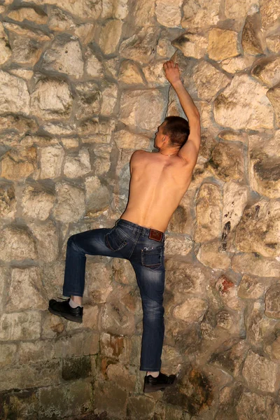 genç bir adam