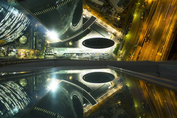 Vista de Moscou do telhado de um arranha-céu e edifícios — Fotografia de Stock