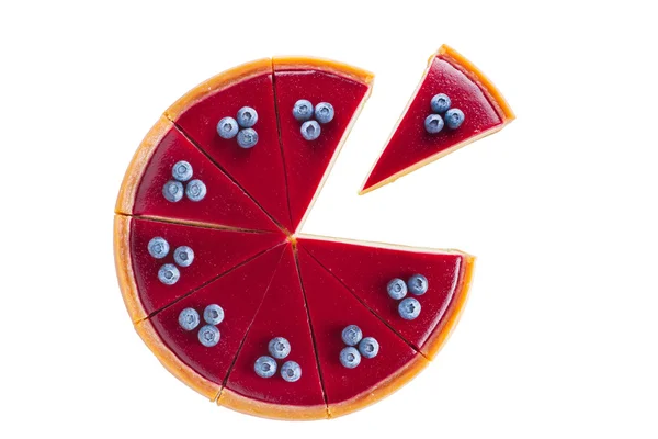 Cheesecake ile yaban mersini bir beyaz arka plan tek parça ayrı ayrı
