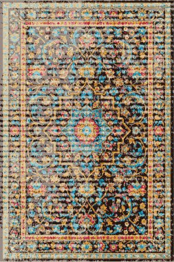 Yüksek çözünürlüklü renkli ve desenli geleneksel İran halısı