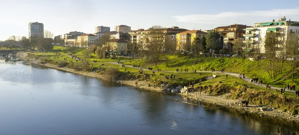 Pavía, las orillas del río Ticino. Imagen en color —  Fotos de Stock
