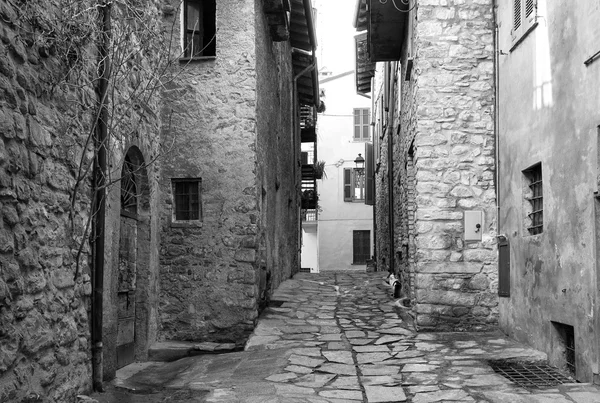 Varzi old city centre. Black and white photo — Stock Photo, Image