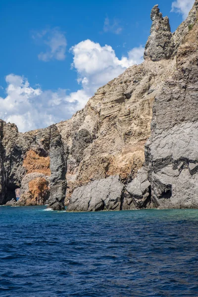 Pohled Pobřeží Liparského Ostrova Skupinu Malých Sopečných Ostrůvků Nacházejících Středozemním — Stock fotografie