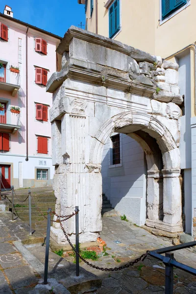 Antiga Porta Entrada Cidade Romana Centro Cidade Velha Trieste Norte — Fotografia de Stock