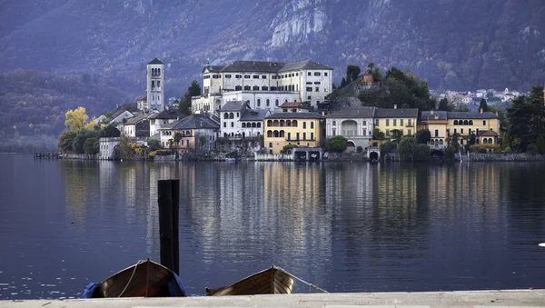 Isola di Orta san Giulio. Immagine a colori — Foto Stock