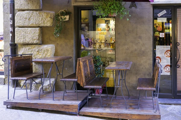 Volterra, Tuscany, winery shop. Color image — Stock Photo, Image