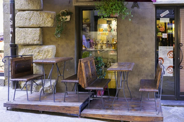 Volterra, Toskana, şaraphane Dükkanı. Renkli görüntü