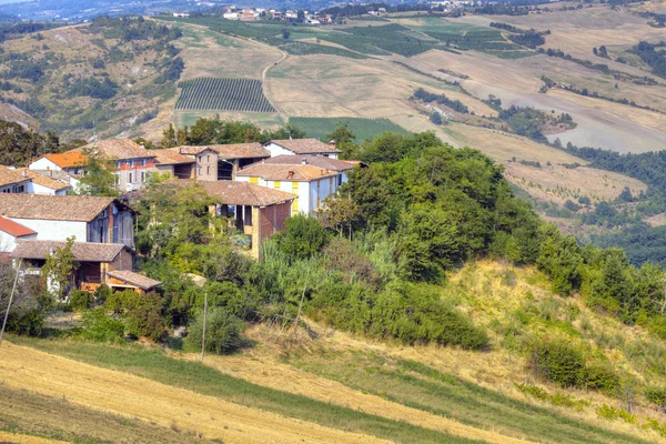 Summer panorama of Oltrepo Pavese — Stock Photo, Image