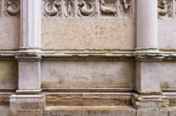 Parmě baptisterium detailů. Barevný obrázek — Stock fotografie