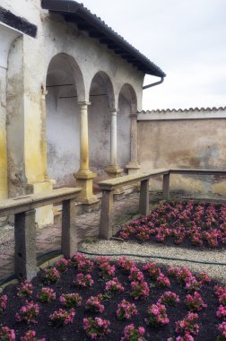 Certosa di Pavia, iç detay. Renkli görüntü