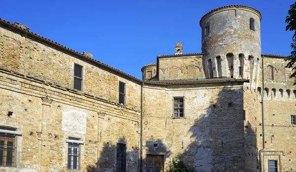 Castelo de La Morra, Langhe. Imagem colorida — Fotografia de Stock