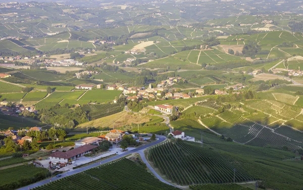 Langhe Hilly Region: viewpoint of La Morra (Cuneo). Color image — Stock Photo, Image