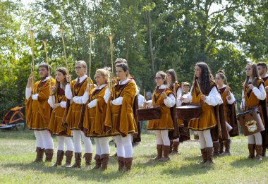 Ortaçağ grubu. Renkli görüntü