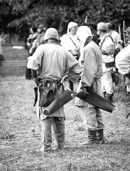 Arqueiros medievais. Foto em preto e branco — Fotografia de Stock