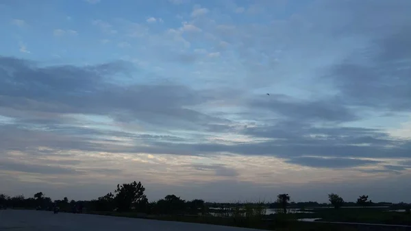 Hermoso Cielo Azul Con Nubes — Foto de Stock