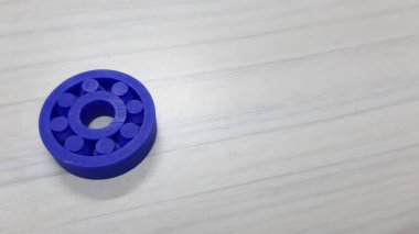 Plastik bilyeler üç boyutlu yazıcı kullanılarak yapıldı.