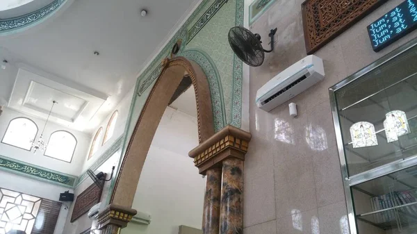 Das Innere Der Moschee Ist Schön — Stockfoto