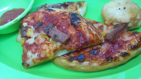 Lezzetli Asya yemeklerinin yakın görüntüsü