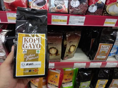 Bir sürü farklı balık türüne yakın dur.