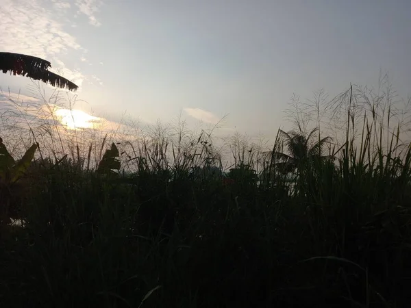 Belo Pôr Sol Nas Montanhas — Fotografia de Stock