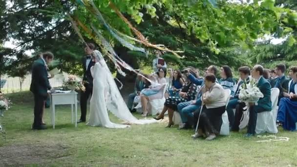 Wedding ceremony in Italy, 2 shots in a sequence — Stock Video