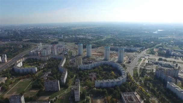 市郊外 4 k を空撮。ミンスク、ベラルーシ — ストック動画