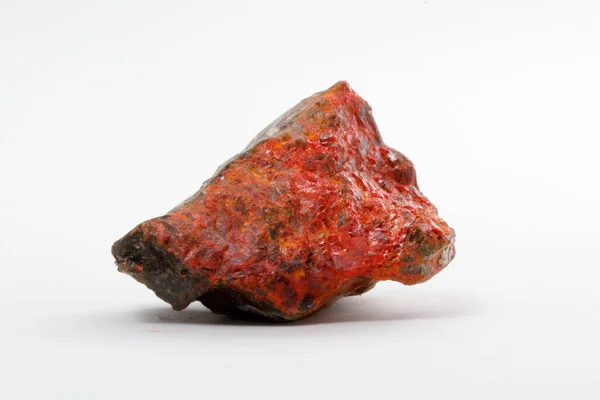 Realgar Mineral Med Vit Bakgrund Arseniksulfidmineral — Stockfoto