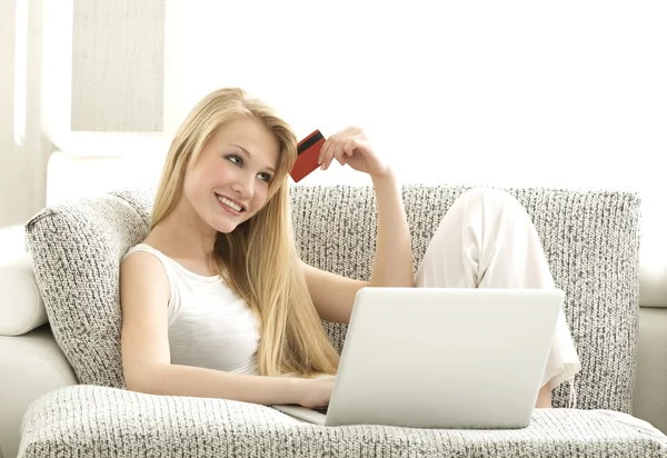 Online Shopping with Credit Card — Stock Photo, Image