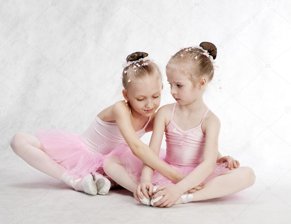Two little ballet-dancers in the tutu