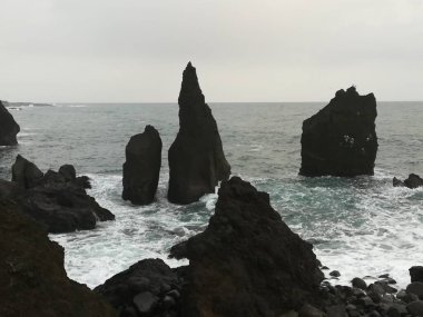 Dalgalar halinde, İzlanda, okyanus