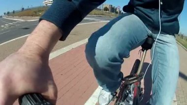 Bisiklet üzerinde Bisiklete binme