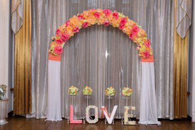 renkler ve yazıt aşk güzel kemer dekor