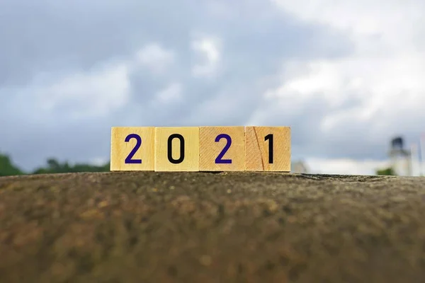 2021 Nomor Blok Kayu Atas Batu Besar 2021 Konsep Tahun — Stok Foto