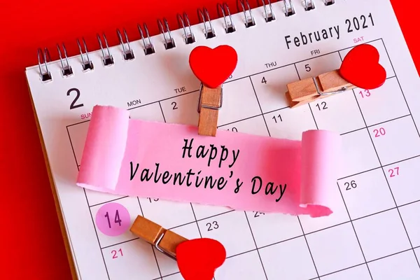 Şubat 2021 Tarihli Yırtık Kağıt Sevgililer Günü Mutlu — Stok fotoğraf