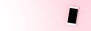 Boş ekran ve kopyalanmış cep telefonu. Pankart