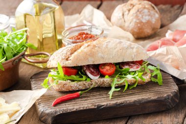 Nefis ev yapımı metro sandviçi