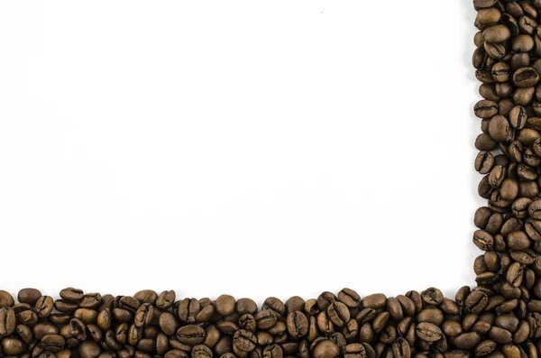 Quadro de grãos de café no fundo branco — Fotografia de Stock