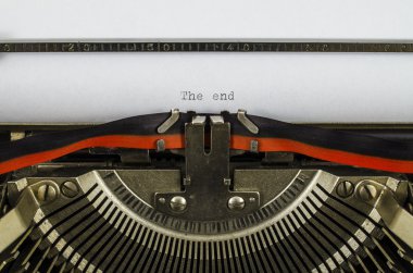 Eski bir daktilo yazdırılan son sözü