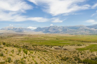 Arnavut Dağları görüntülemek