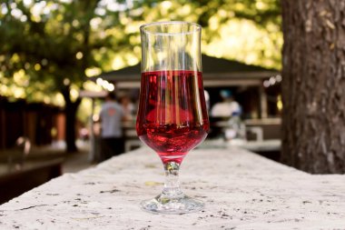 Bardakta yaz kokteyli. 