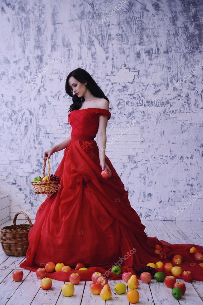 snow white red dress