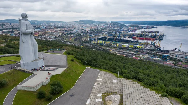 Murmansk Panorama Vanuit Lucht Van Het Monument Van Stad Verdedigers Stockfoto