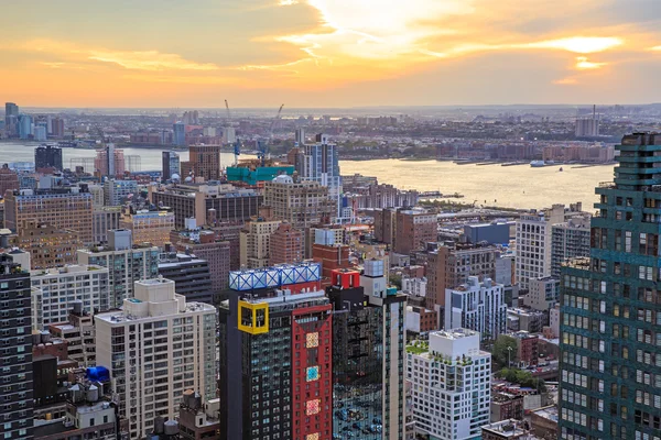 Puesta de sol en Manhattan — Foto de Stock