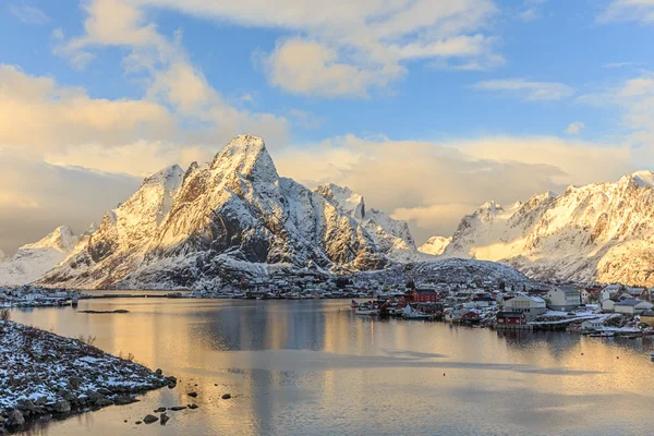Reine balıkçı kasabası, Lofoten, Norveç
