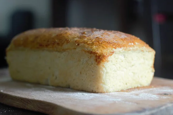 Wit Brood Thuis Gebakken Als Ontbijt — Stockfoto