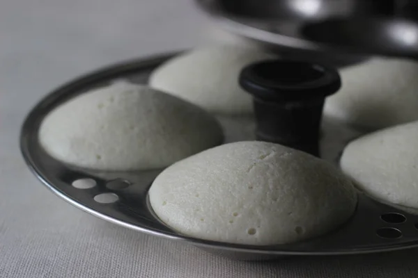 Kue Lentil Nasi Kukus Dalam Cetakan Kue Nasi Kukus Lebih — Stok Foto