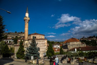 Karabuk 'un Safranbolu ilçesinin panoramik ve yüksek kaliteli manzarası. Türkiye 'nin en tarihi ve turistik yerlerinden biridir..