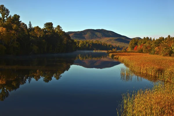 Majestätiska berg — Stockfoto